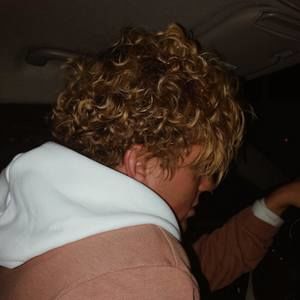 Meet your Posher, Bradley